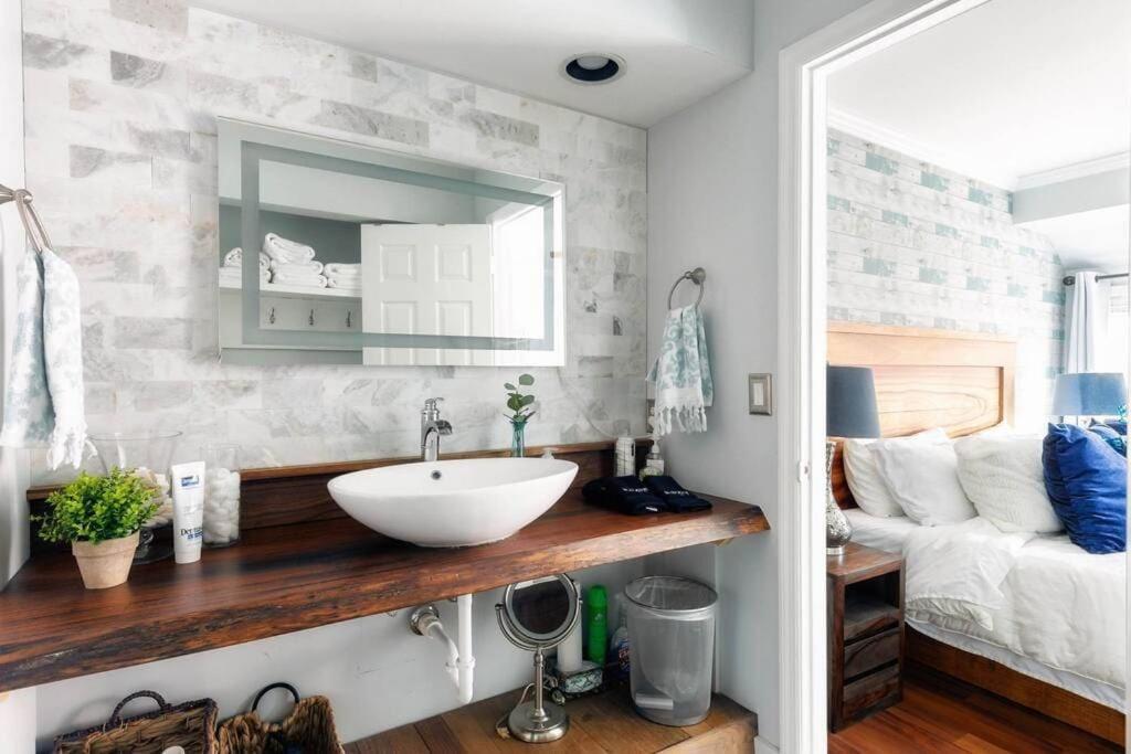 Walk To Broadway Charming Modern Historic Townhome Nashville Buitenkant foto
