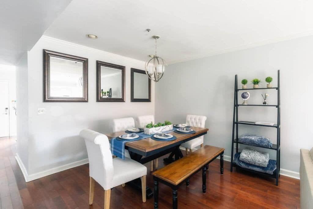 Walk To Broadway Charming Modern Historic Townhome Nashville Buitenkant foto