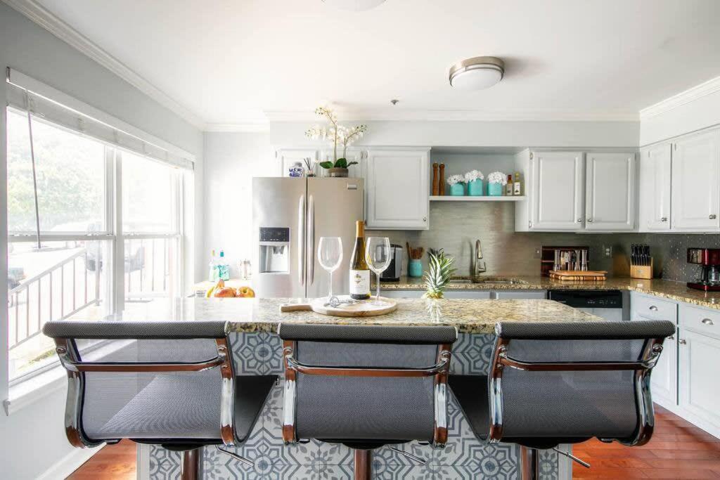 Walk To Broadway Charming Modern Historic Townhome Nashville Buitenkant foto