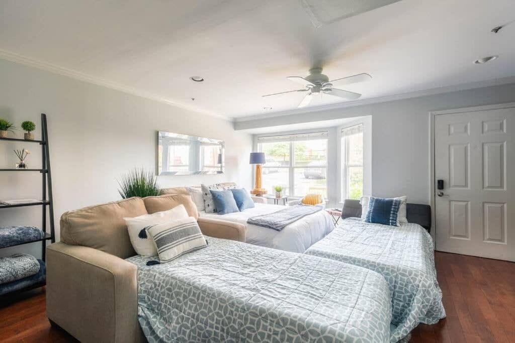 Walk To Broadway Charming Modern Historic Townhome Nashville Buitenkant foto